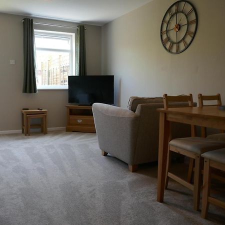 2 Bedroom House Walking Distance To City Centre With Free Parking York Exterior photo