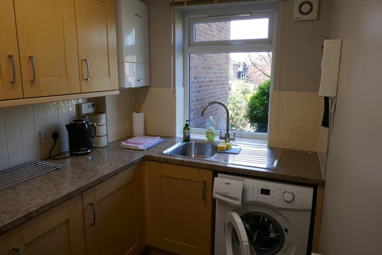 2 Bedroom House Walking Distance To City Centre With Free Parking York Exterior photo